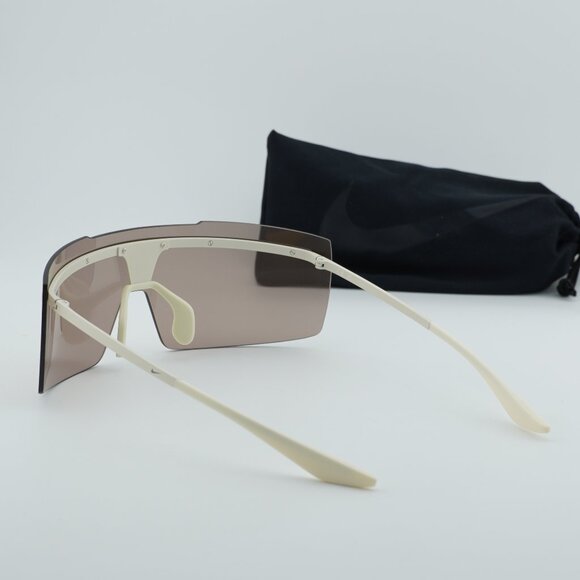 NIKE ECHO SHIELD M F 113 Shield Sunglasses - Milk/Gold Mirror main image 7